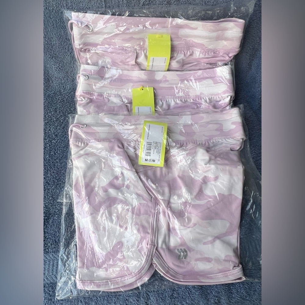 All in Motion Bundle girls Pink Camouflage shorts